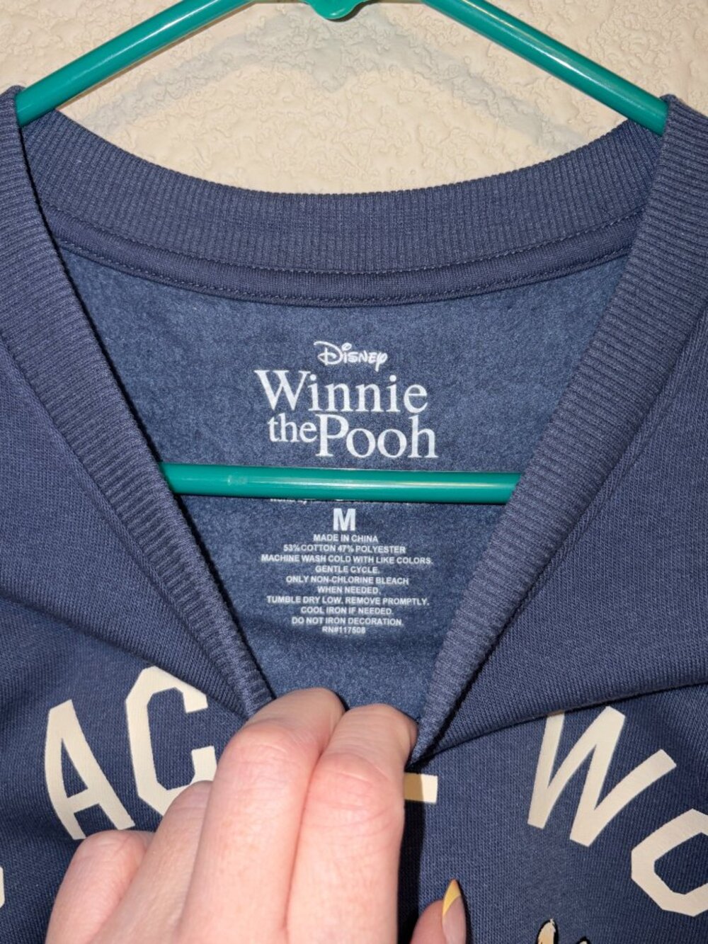 Disney Winnie the Pooh Graphic Sweatshirt Blue Crewneck Size M - Picture 4 of 4